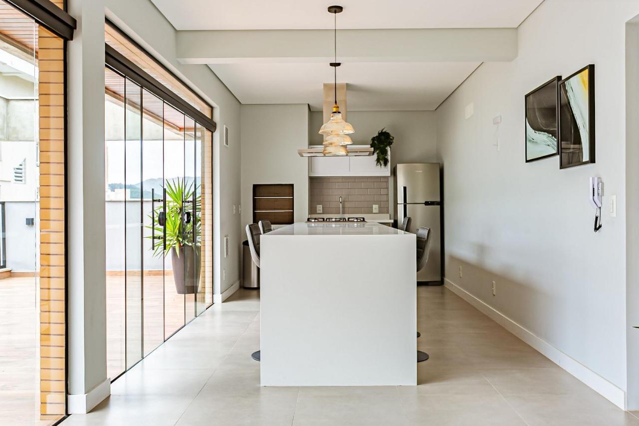Ripresa - Trindade Apartment ฟลอเรียนอโปลิส ภายนอก รูปภาพ